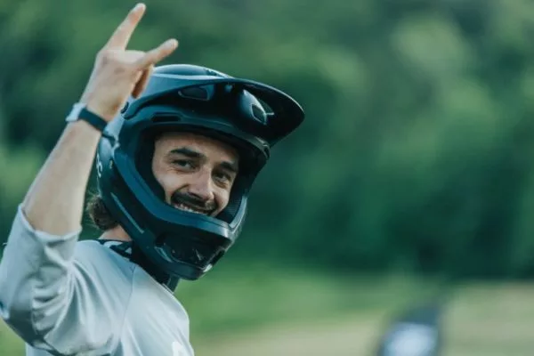 olivier cuvet a commencé le mountain bike freeride à 15 ans